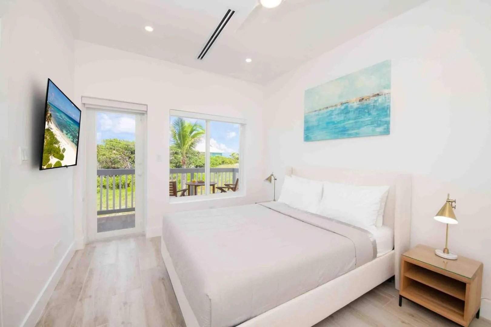 Timmys Place - Charming Oceanfront Villa With Direct Beach Access And Scenic Views Driftwood Village Νησιά Καϋμάν