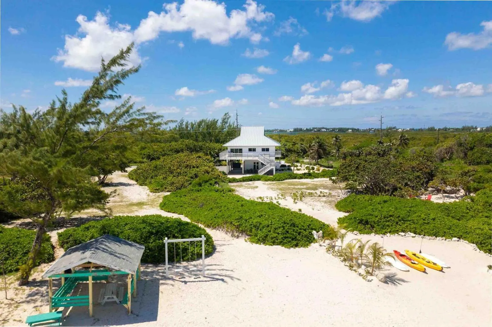 Σπίτι διακοπών Timmys Place - Charming Oceanfront Villa With Direct Beach Access And Scenic Views Driftwood Village